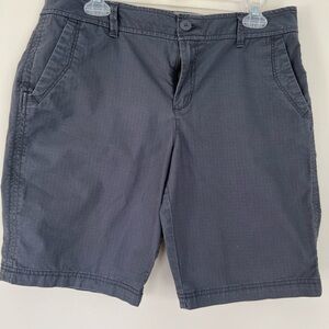 Eddie Bauer woman’s rip stop gray shorts size 10